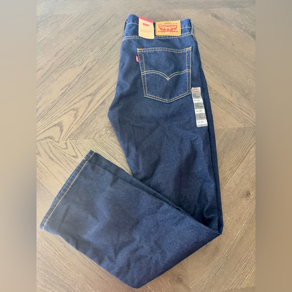 Levi Strauss 36x32 513 Slim Straight Dark Denim Jeans. “Irregular”. NWT